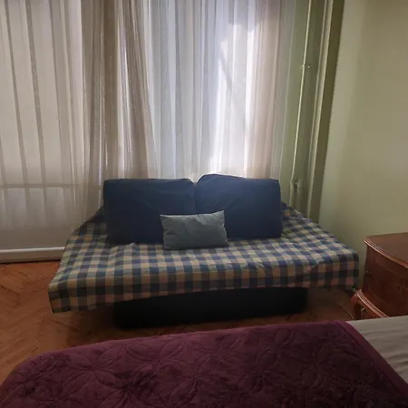 Huzur Guest house *